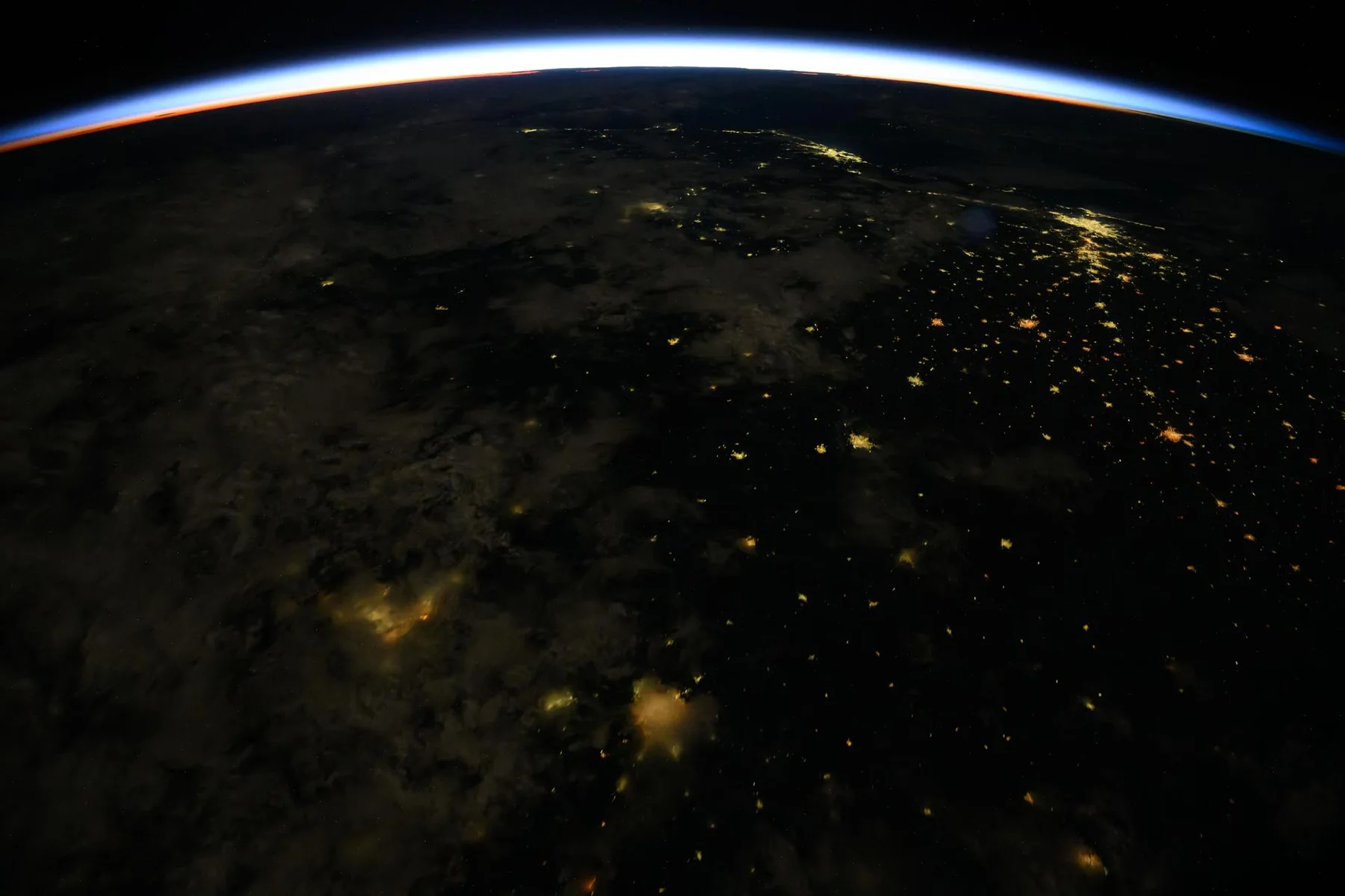 Earth horizon photographed from the ISS